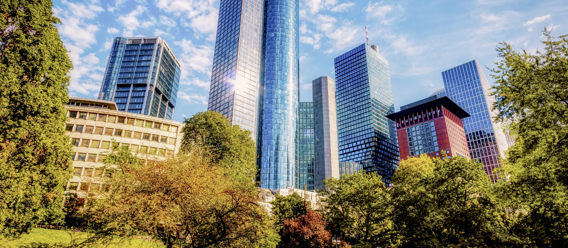 m4b - Sustainable Finance Hero